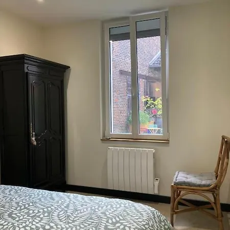 Appartement Centre Bourg Toucy Buitenkant foto